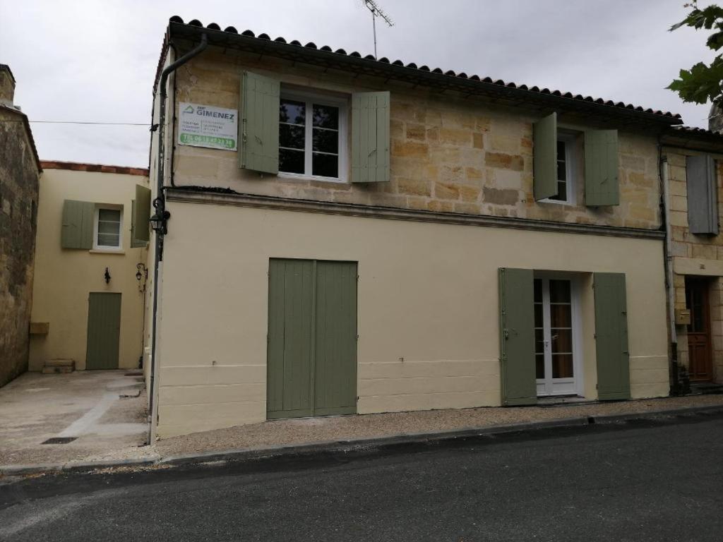 CAP SAINT EMILION - 4 Gîtes cosy de 2 chambres Petit-Palais-et-Cornemps Exterior foto